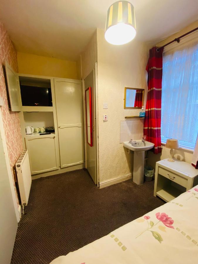 Delamere Hotel แบล็คพูล ภายนอก รูปภาพ